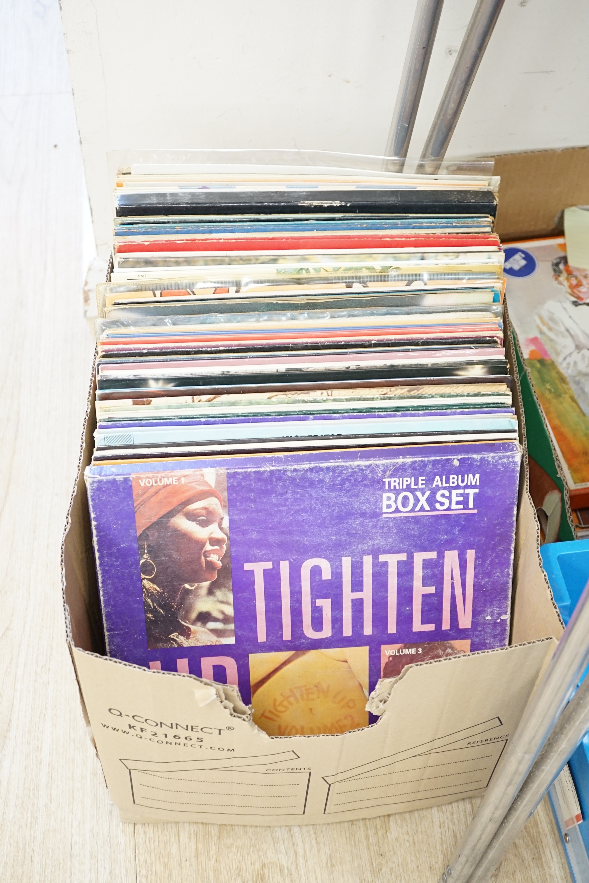 A large quantity of vinyl LP albums, mainly rock and pop to include The Beatles, Frank Zappa, Jimi Hendrix, Mama Cass, The Beach Boys, Roxy Music, etc. Together with a quantity of 7 inch singles and a few 78s.